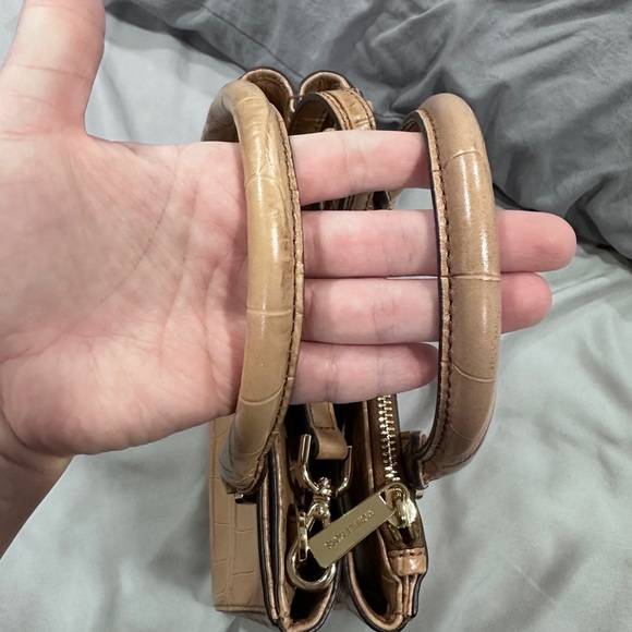 Beautiful MK bag - Picture 2 of 4